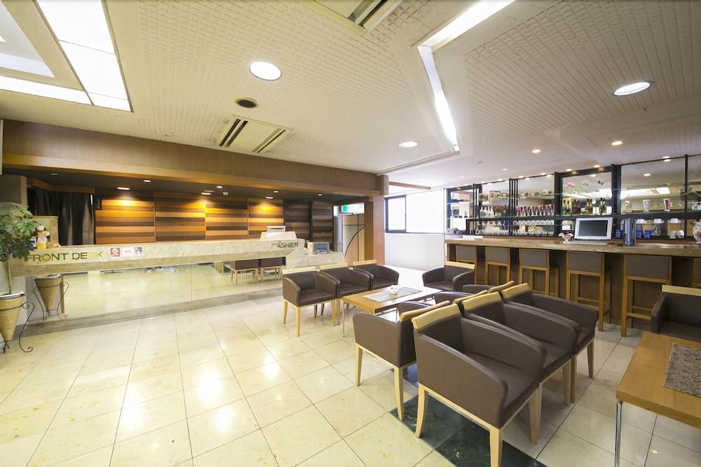 金沢セントラルホテル 本館 金沢市 エクステリア 写真